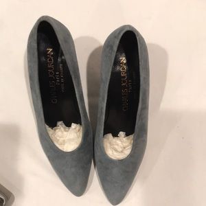 Charles Jourdan  Made in France Slade blue suede 3 inch heel